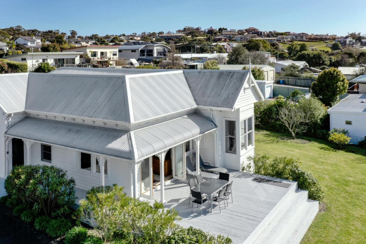 Bridport Beach House Villa Exterior photo